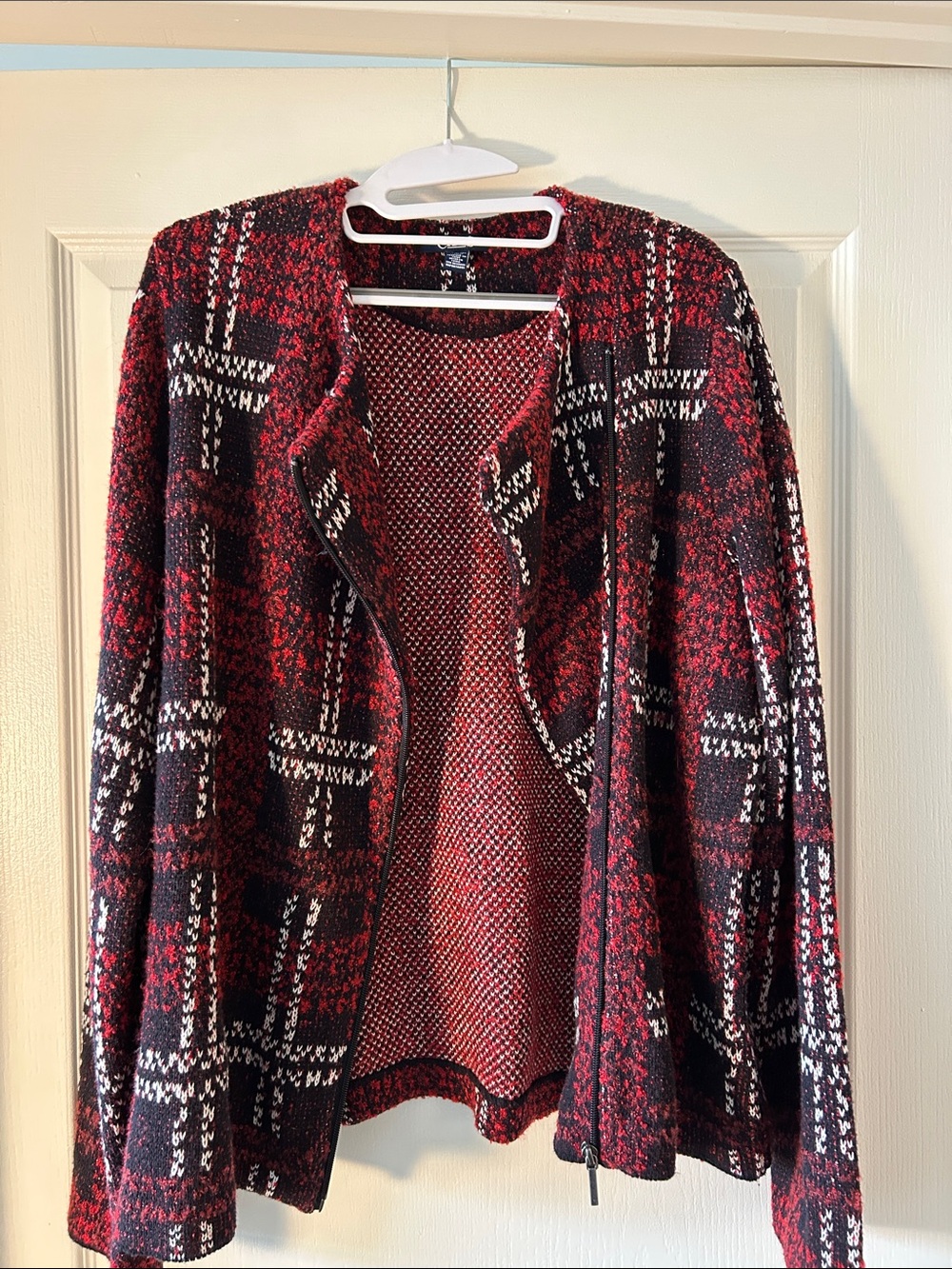 Chaps Red, Black & White Plaid Knit Cardigan